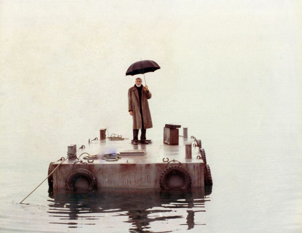 Σιτγμιότυποα από την ταινία Ταξίδι στα Κύθηρα του Θόδωρου Αγγελόπουλου