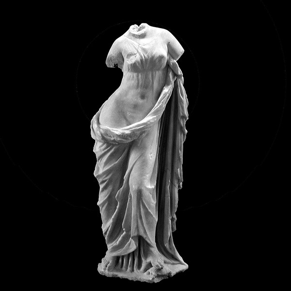 πατώντας οδηγείστε σε απόσπασμα του βιβλίου «Μόνος προς μόνον» του Αντρέ-Ζαν Φεστυζιέρ